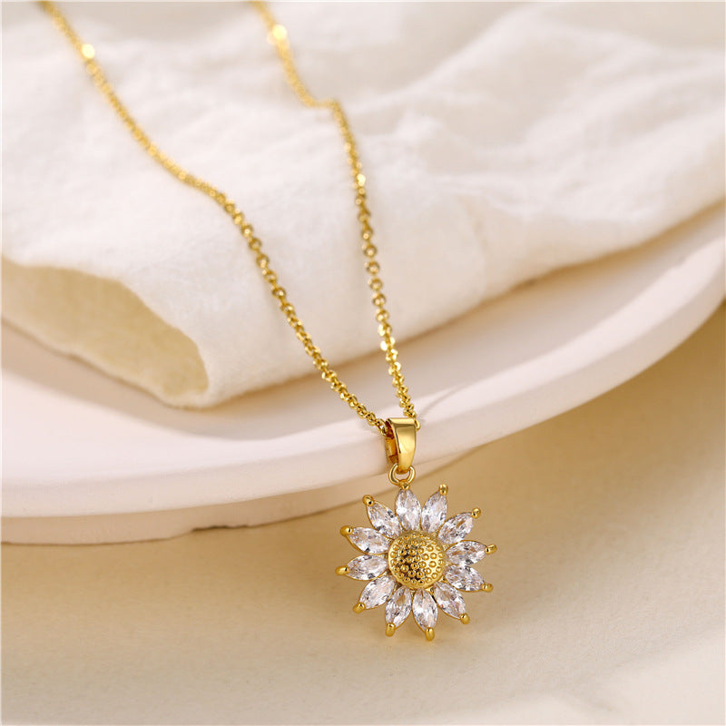 18K Gold Sunflower Necklace and Pendant
