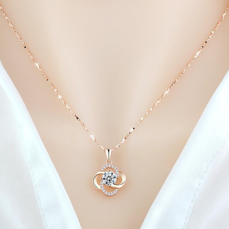 Lucky Clover Clavicle Necklace and Pendant