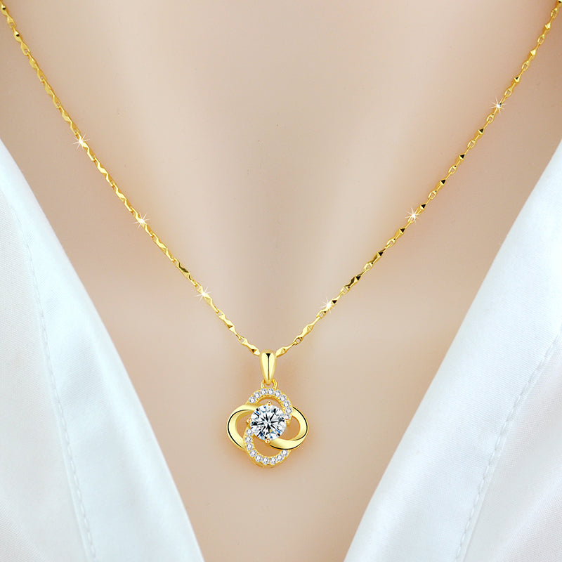 Lucky Clover Clavicle Necklace